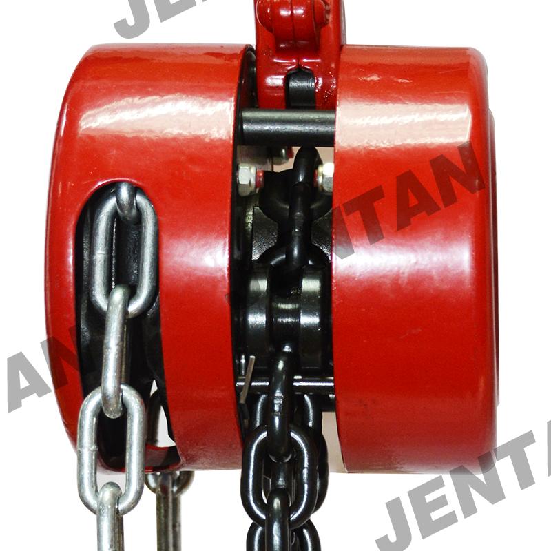 SK Eco Round Chain Hoist used in narrow space for lifting