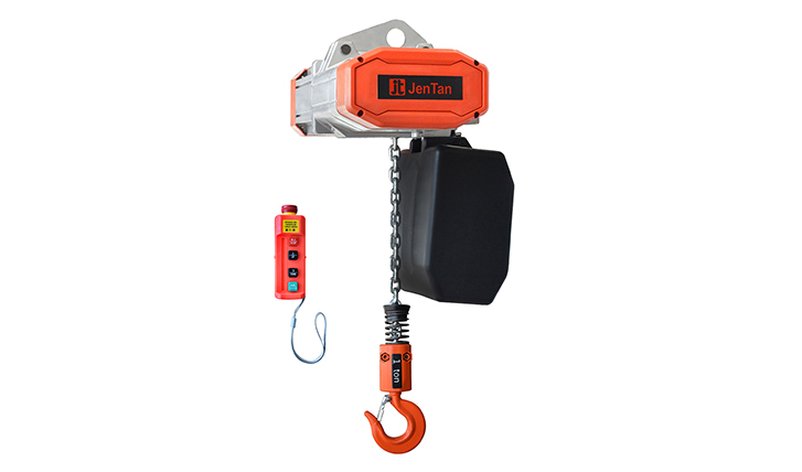 JTEC-VF Lithium Battery Chain Hoist 
Built for the Field. Powered by Freedom.