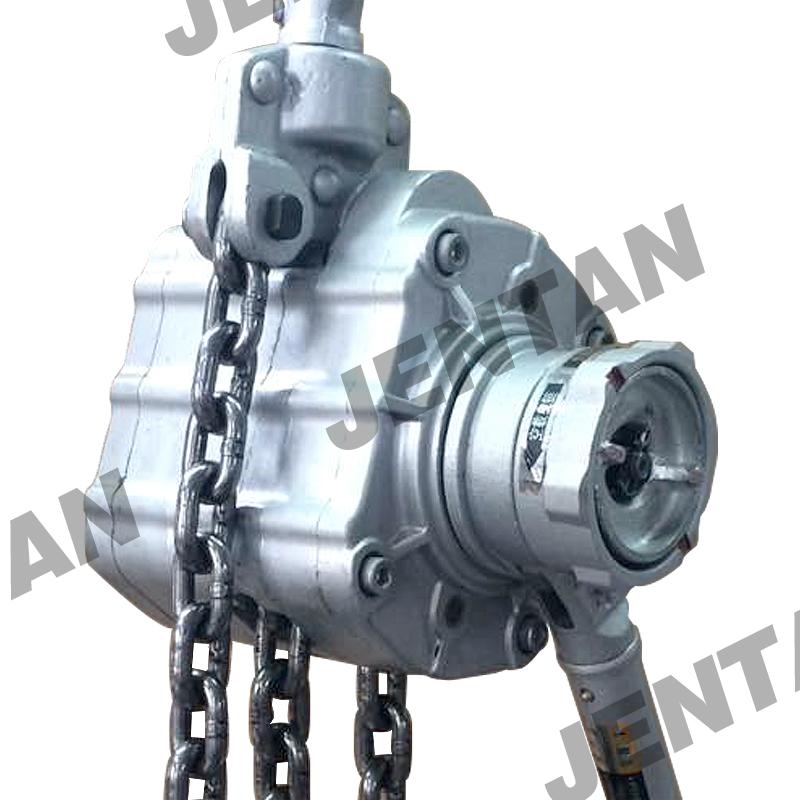 JTAL Lever Hoist used for electrical pole installation work