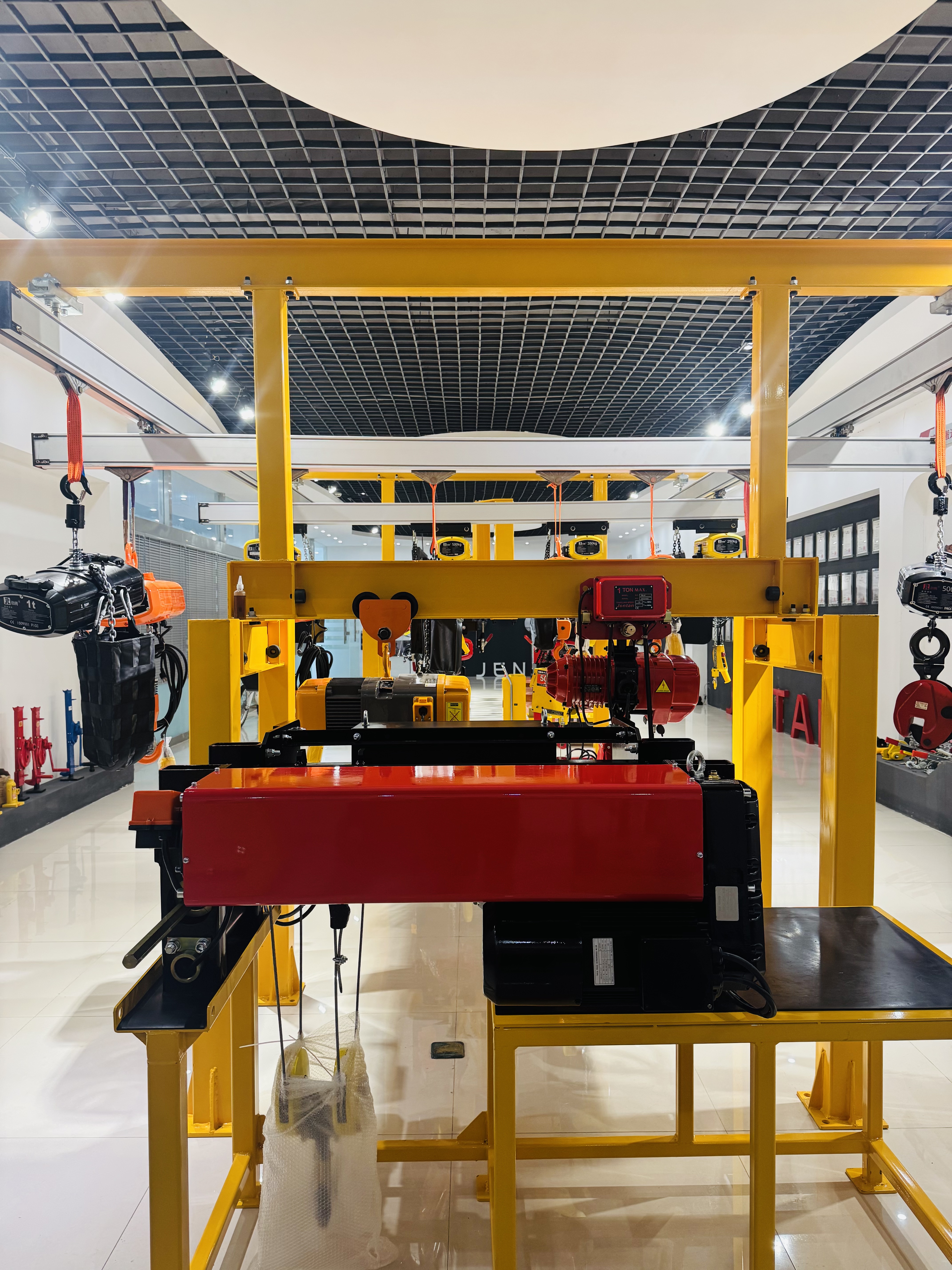 JTEC-G Electric Wire Rope Hoist with VFD Enters Mass Production