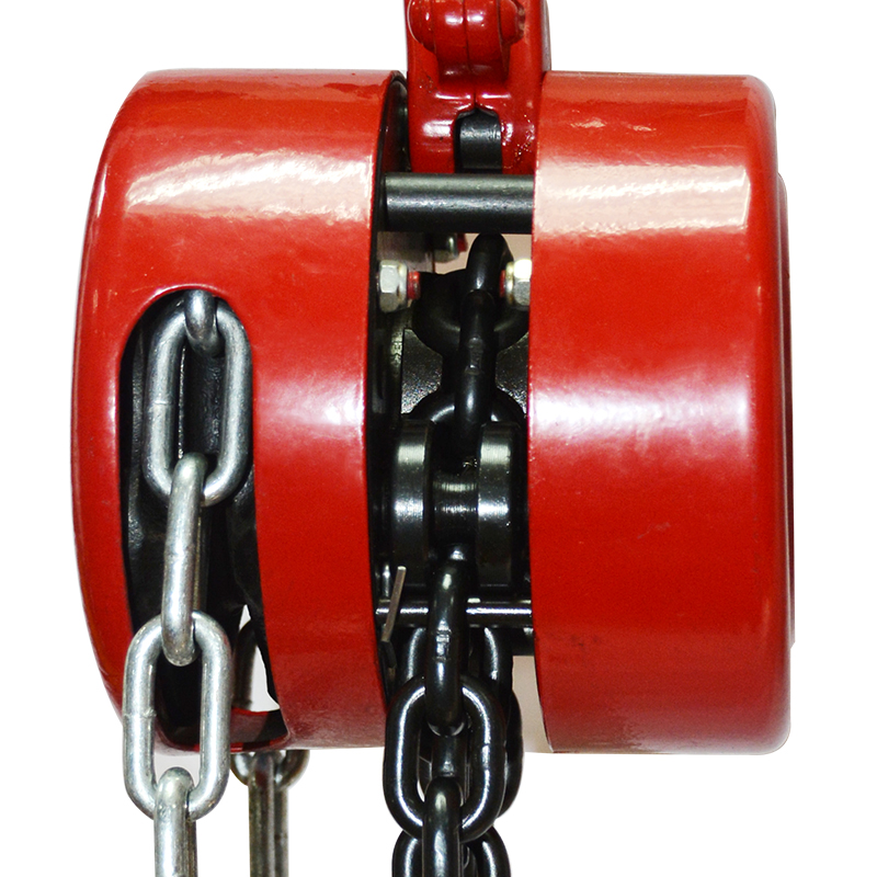 SK Eco Round Chain Hoist used in narrow space for lifting
