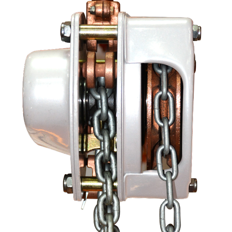 Copper-plated forged hooks with safety latch