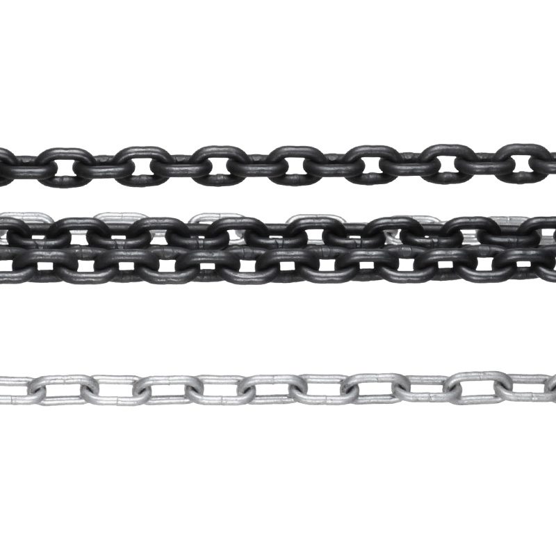 Chain hoist in use for ship deck and underwater lifting tasks
