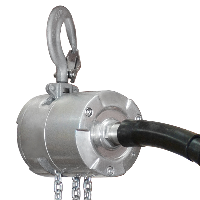 Corrosion resistant aluminium hoist for efficient lifting