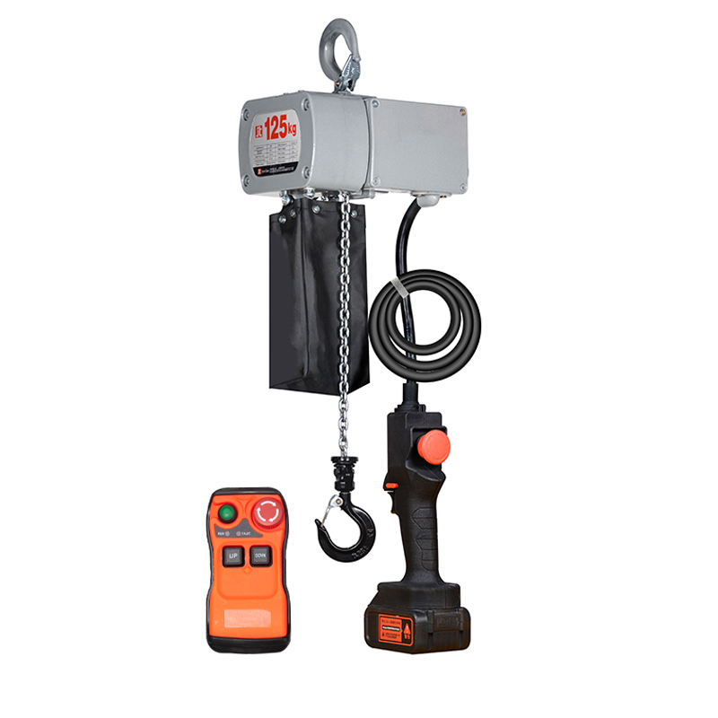 Compact portable battery hoist for field lifting applications